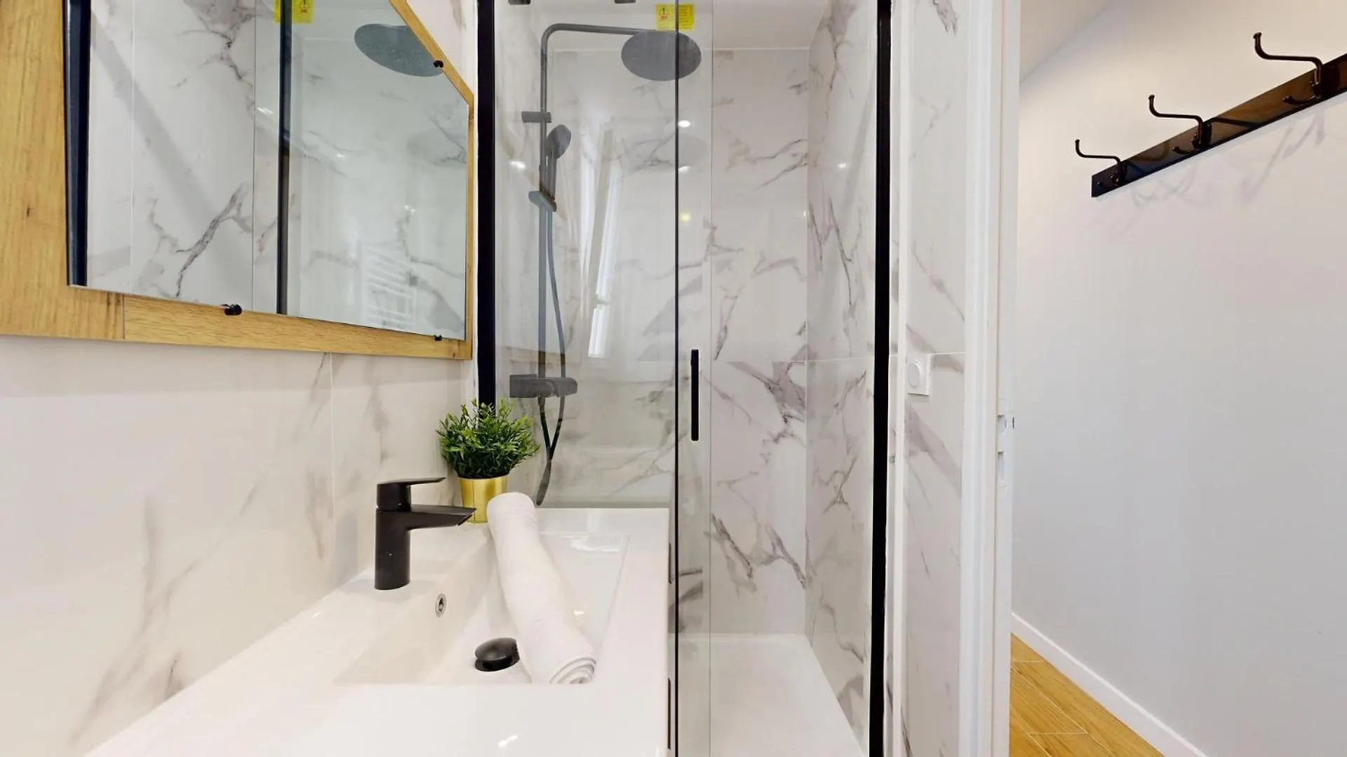Bluestay 196 - Charmant Appartement Au Marais Paris 0*,  France